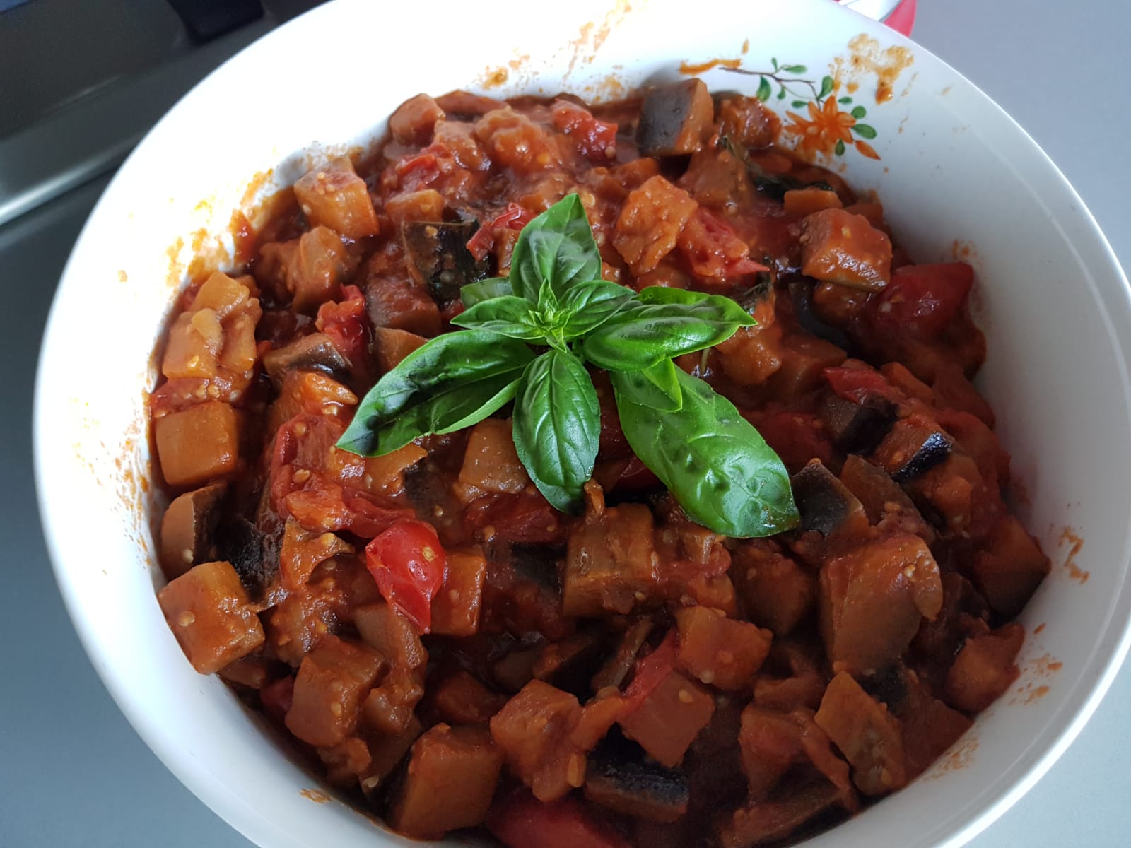 Melanzane al Funghetto con Pomodoro e Basilico - Ricette ...